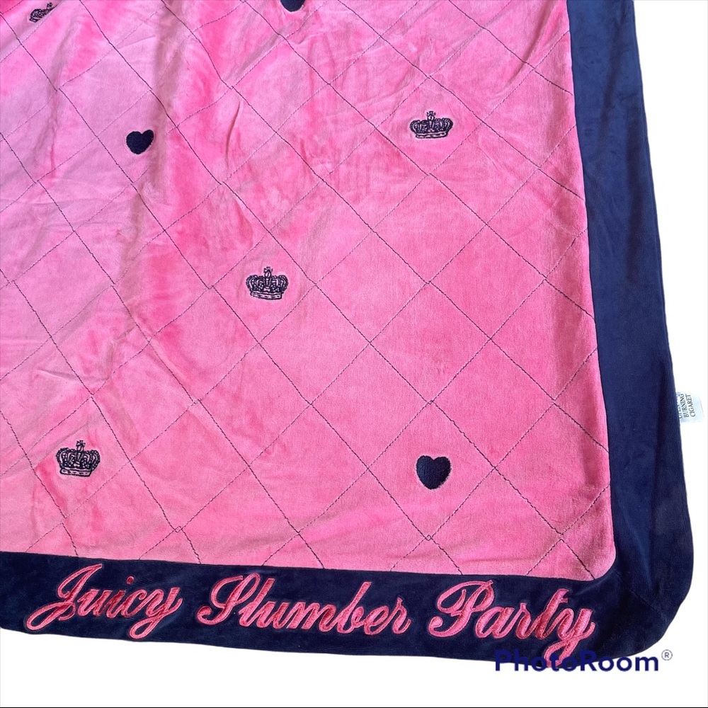 Matching Juicy Couture Travel Blanket or Pillow Bubblegum Pink. Barbie - Picture 5 of 11